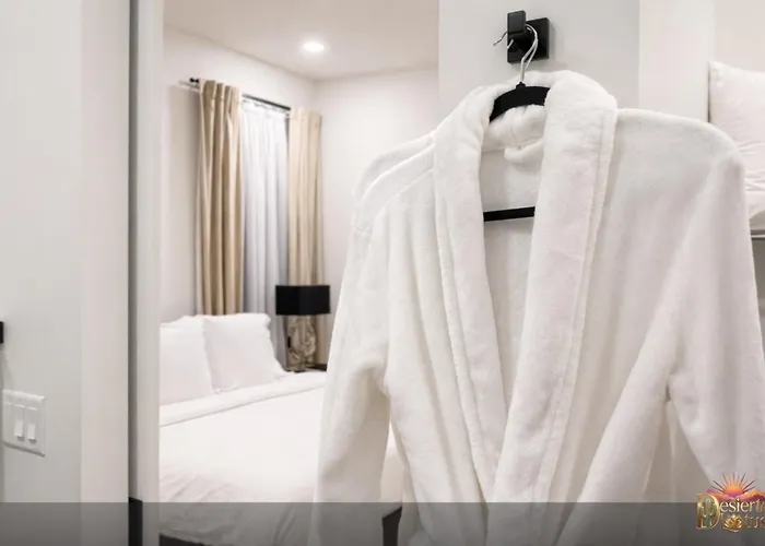 3br With Private Xl Rooftop, 2car Garage, Heated Pool & Hot Tub, Ev L2, 12min To Airport *