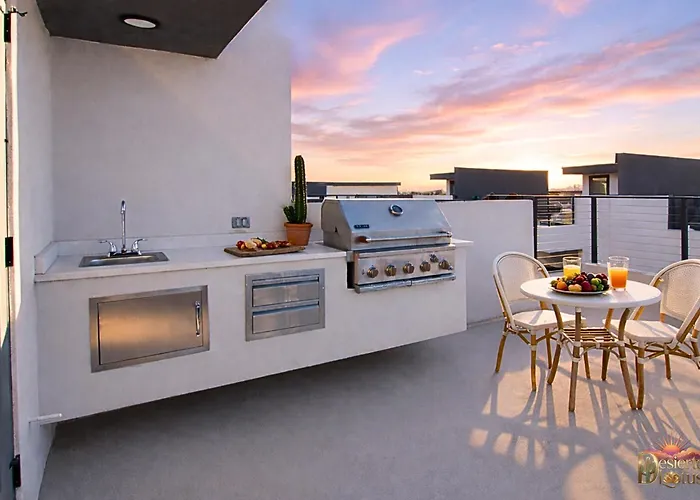 3br With Private Xl Rooftop, 2car Garage, Heated Pool & Hot Tub, Ev L2, 12min To Airport